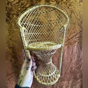 Mini Rattan Peqcock Chair
